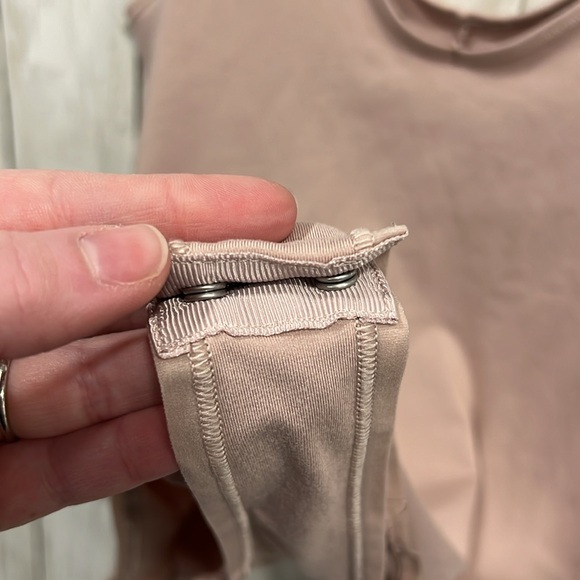 Spanx Assests Thong Bodysuit Size Small Nude Tan - Picture 5 of 6